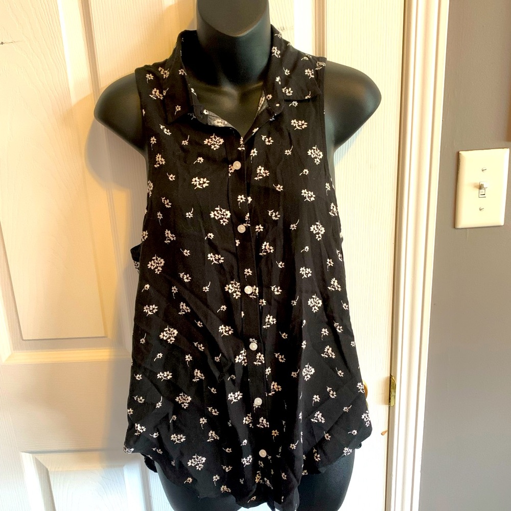 Hollister Tank Small